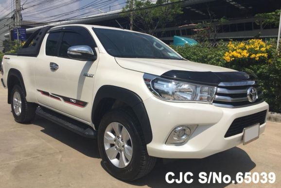 Toyota Hilux Revo Smart Cab 2.4 G Prerunner