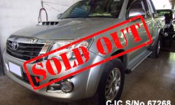 Toyota Hilux Vigo 4×4 Pickup 3.0 Champ Smart Cab MT 2013