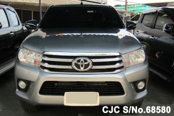 Hilux Revo 2.8L Smart Cab