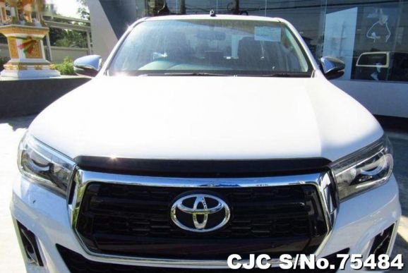 Hilux Revo White Manual 2018 2.4L Diesel