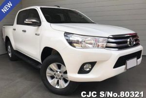 Toyota Hilux Revo White Auotmatic 2016 2.4L Diesel