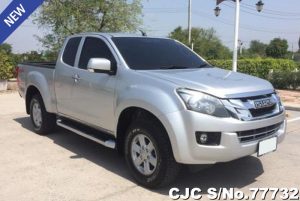 Isuzu D-Max Silver manual Smart Cab 2012 2.5L Diesel