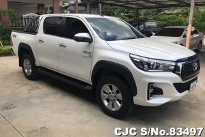 Toyota Hilux Revo White Automatic 2017 2.8L Diesel