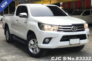 Toyota Hilux Revo White Automatic 2016 2.4L Diesel