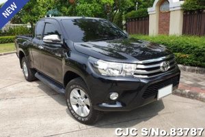 Toyota Hilux Revo Black Automatic 2015 2.4L Diesel