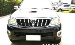 Used Toyota Hilux Vigo Black MT 2011 2.5L Diesel for Sale