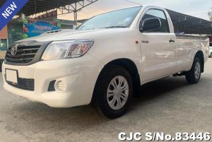 Toyota Hilux Vigo White Manual 2014 2.5L Diesel